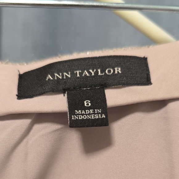 Ann Taylor Size 8/6 Skirt Suit w/Blazer Jacket Professional,  career, church - Picture 3 of 16